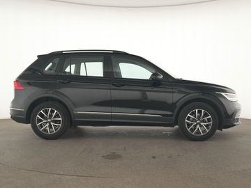 Volkswagen Tiguan - 5