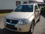 Suzuki Grand Vitara 1.6 Club - Suzuki Grand Vitara Club mit Benzin-Antrieb