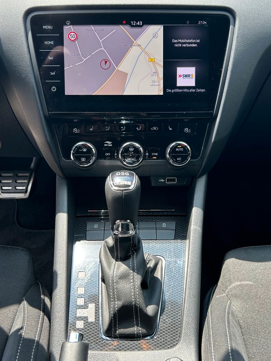 Fahrzeugabbildung SKODA Octavia Combi RS 2.0 TSI DSG
