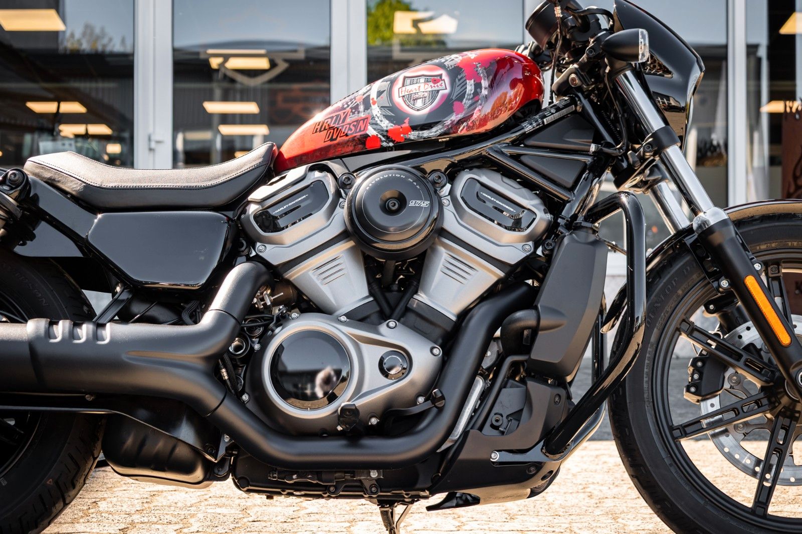 Fahrzeugabbildung Harley-Davidson Nightster RH975 - Jekill & Hyde -