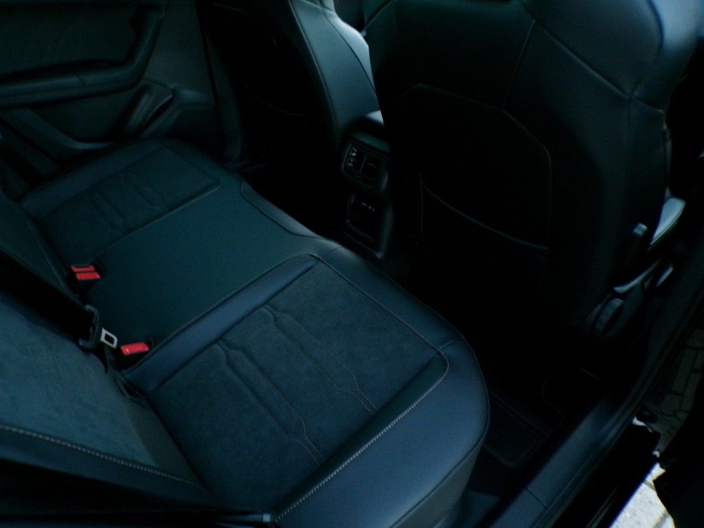 Fahrzeugabbildung CUPRA Ateca 2.0 TSI DSG 4Drive