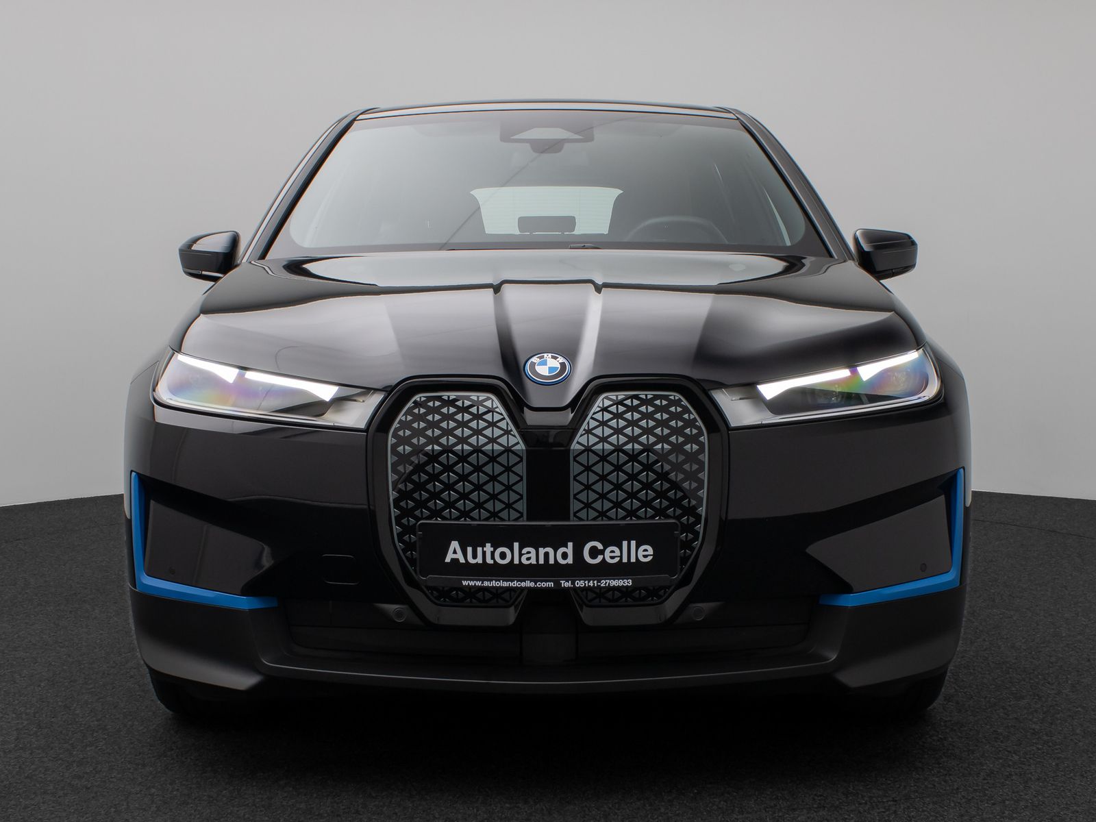 Fahrzeugabbildung BMW iX xD40 Panorama Kamera HiFi Komfort SkyLounge