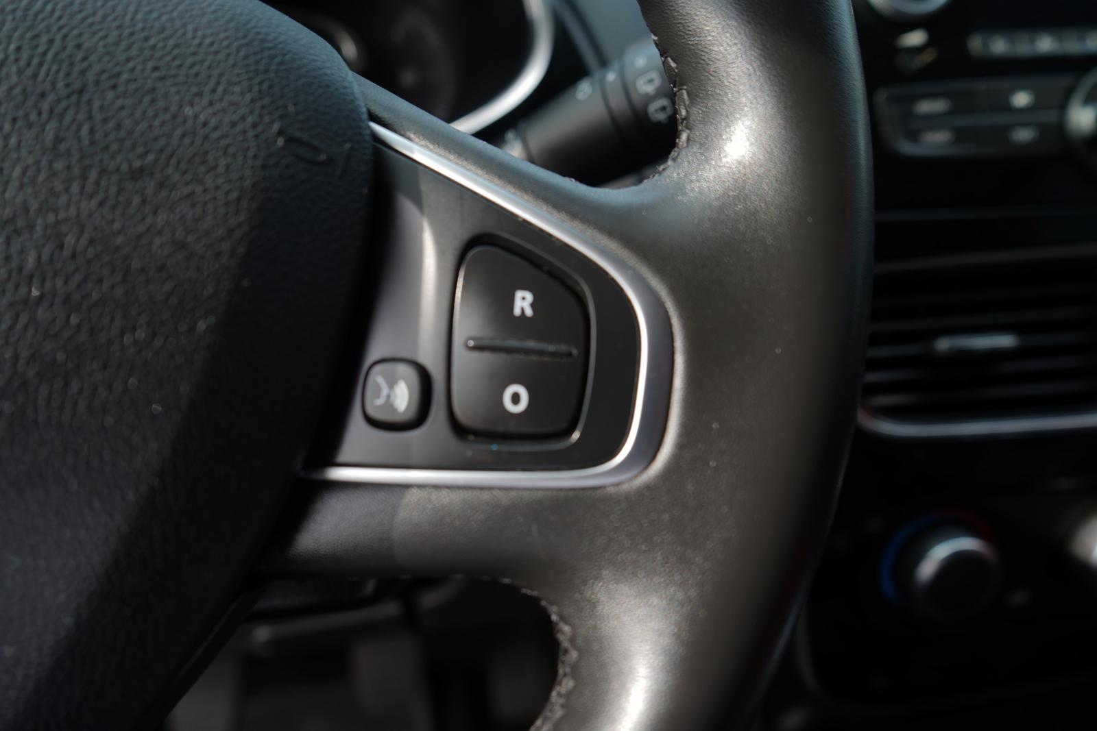 Renault Clio 1.2 Life Tempomat Tagfahrlicht PDC
