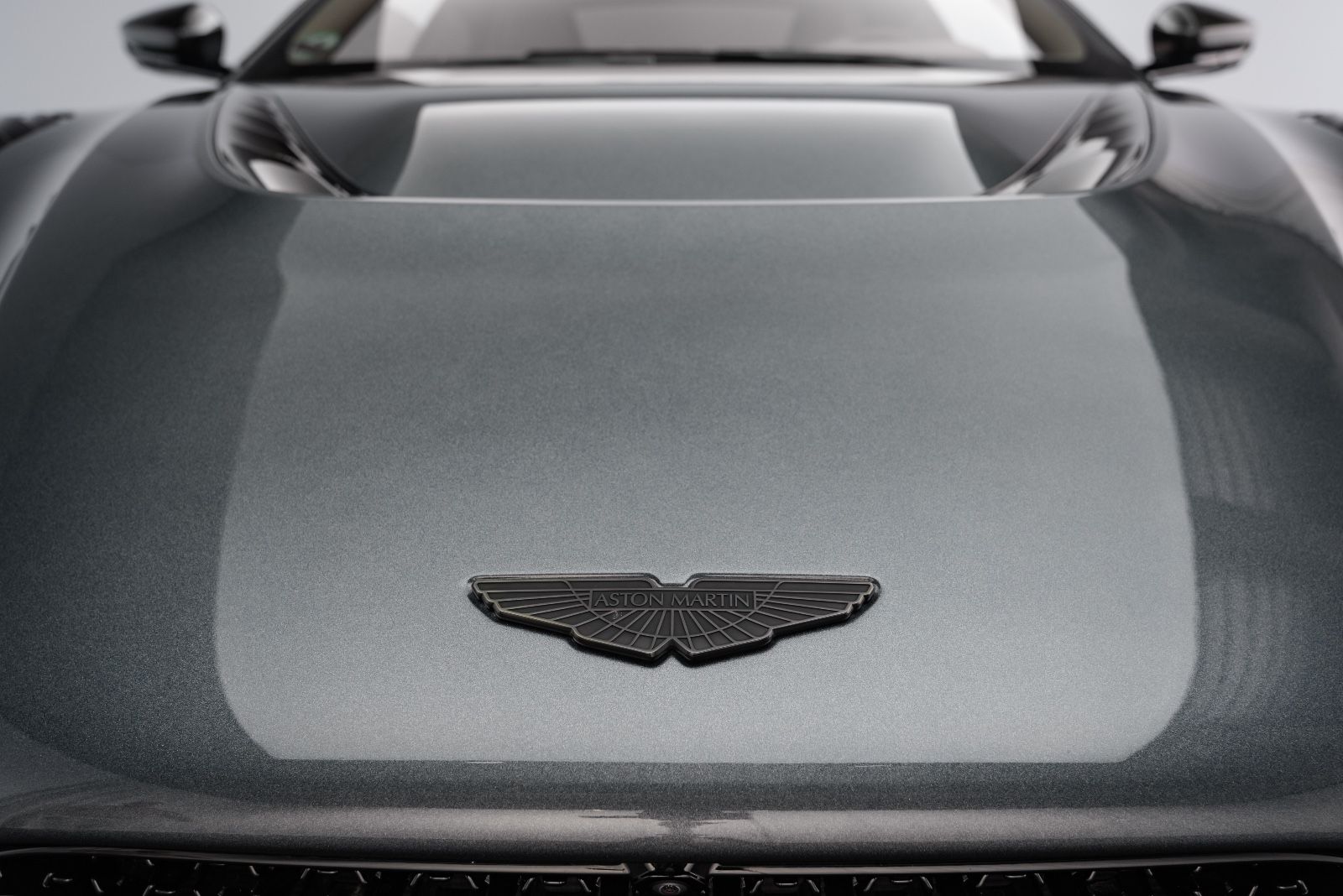 Fahrzeugabbildung Aston Martin DBS 770 Ultimate 1 OF 300/FULL CARBON