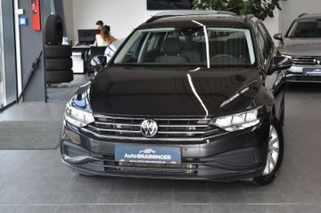 Volkswagen Passat Variant - 1