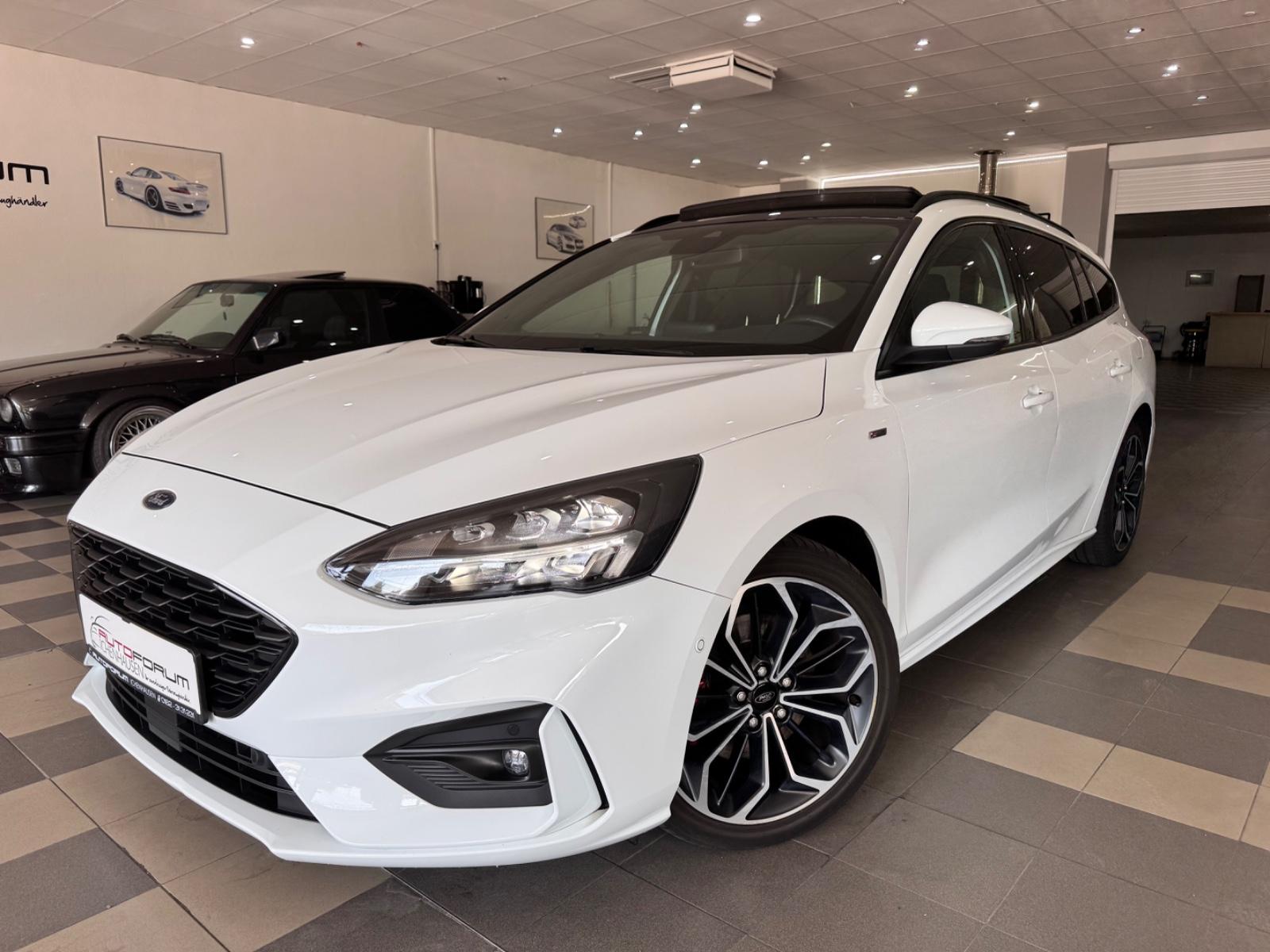 Ford Focus Turnier ST-Line*Ahk-Panod.-AssitPaket*
