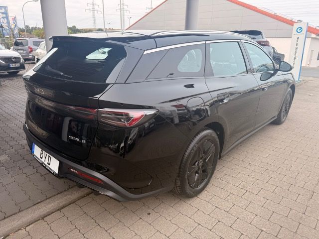 BYD SEAL 6
