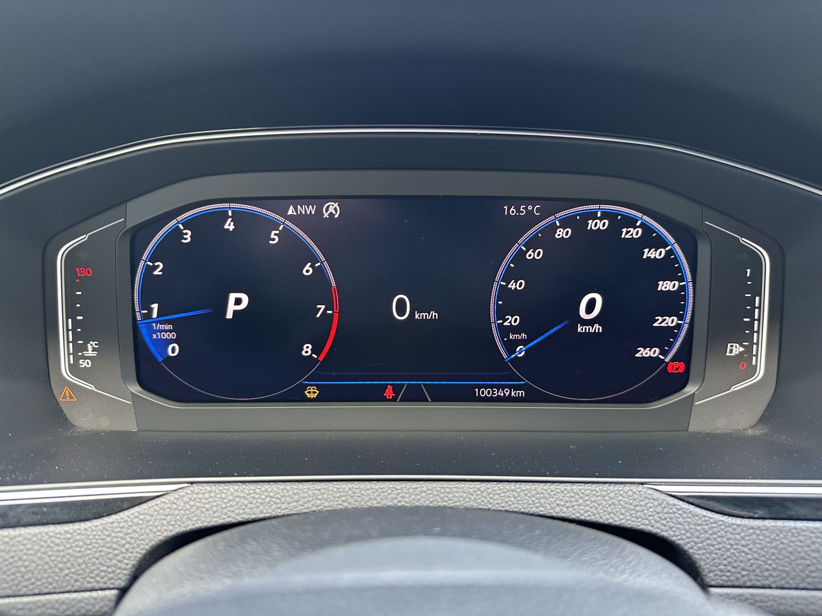 Fahrzeugabbildung Volkswagen Passat Variant 2.0 TSI DSG Business NAV+LED+ACC