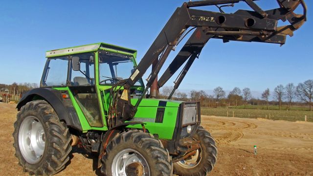 Deutz-Fahr DX 4.50+ Frontlader