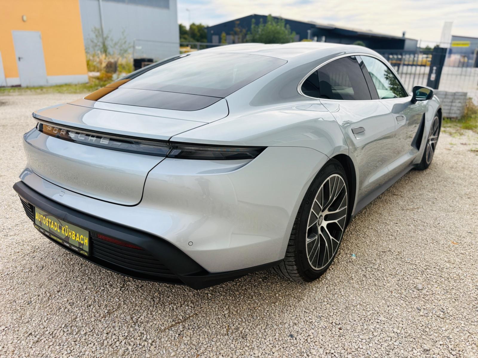 PORSCHE TAYCAN 4S PERFORMANCE+ 571CH