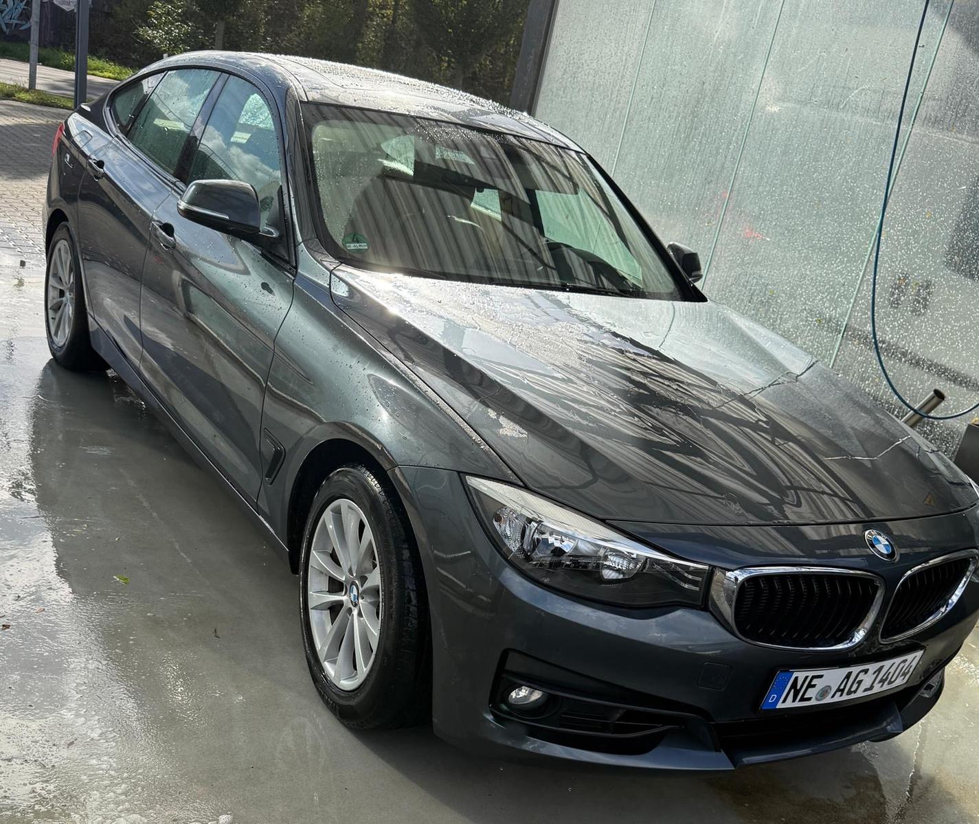 BMW 330 Gran Turismo