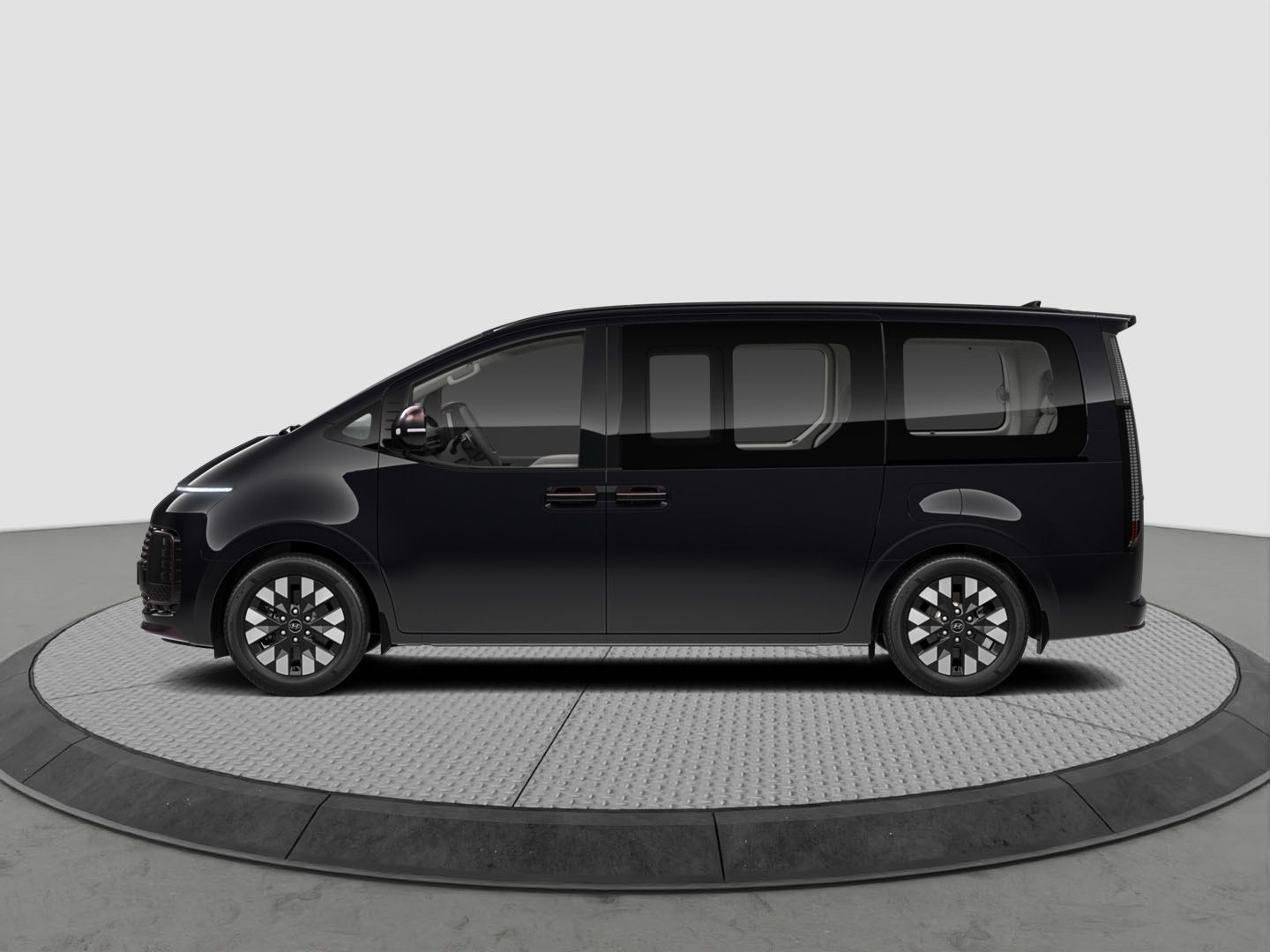 Hyundai Staria – Bild 2