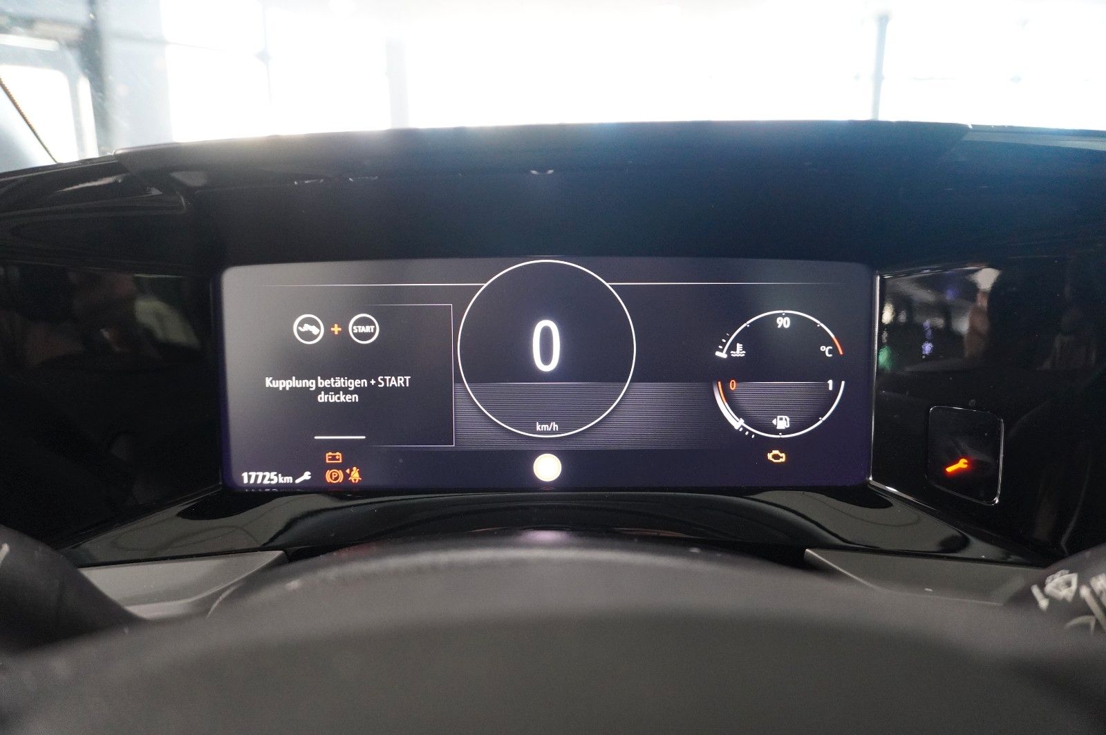 Fahrzeugabbildung Opel Mokka ELEGANCE 1.2T NAVI/LED/KAMERA/SPORT/DAB+
