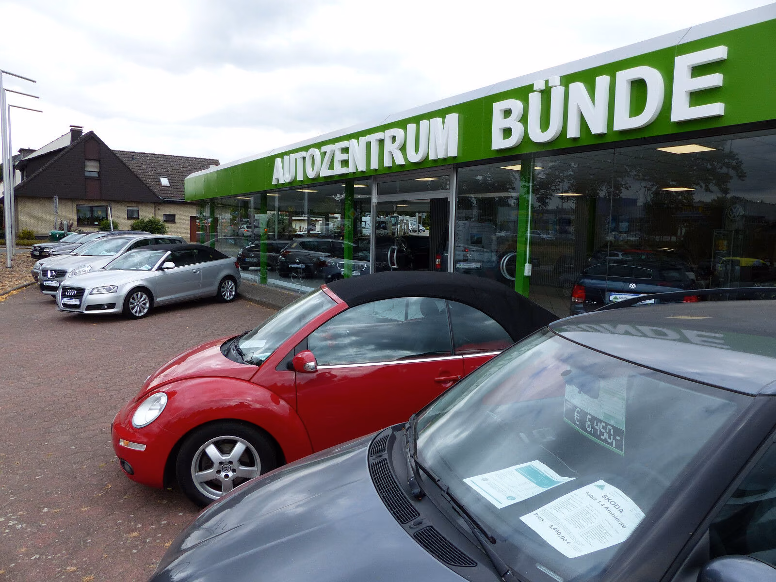 showroom-image-main