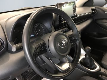Toyota Yaris - 12