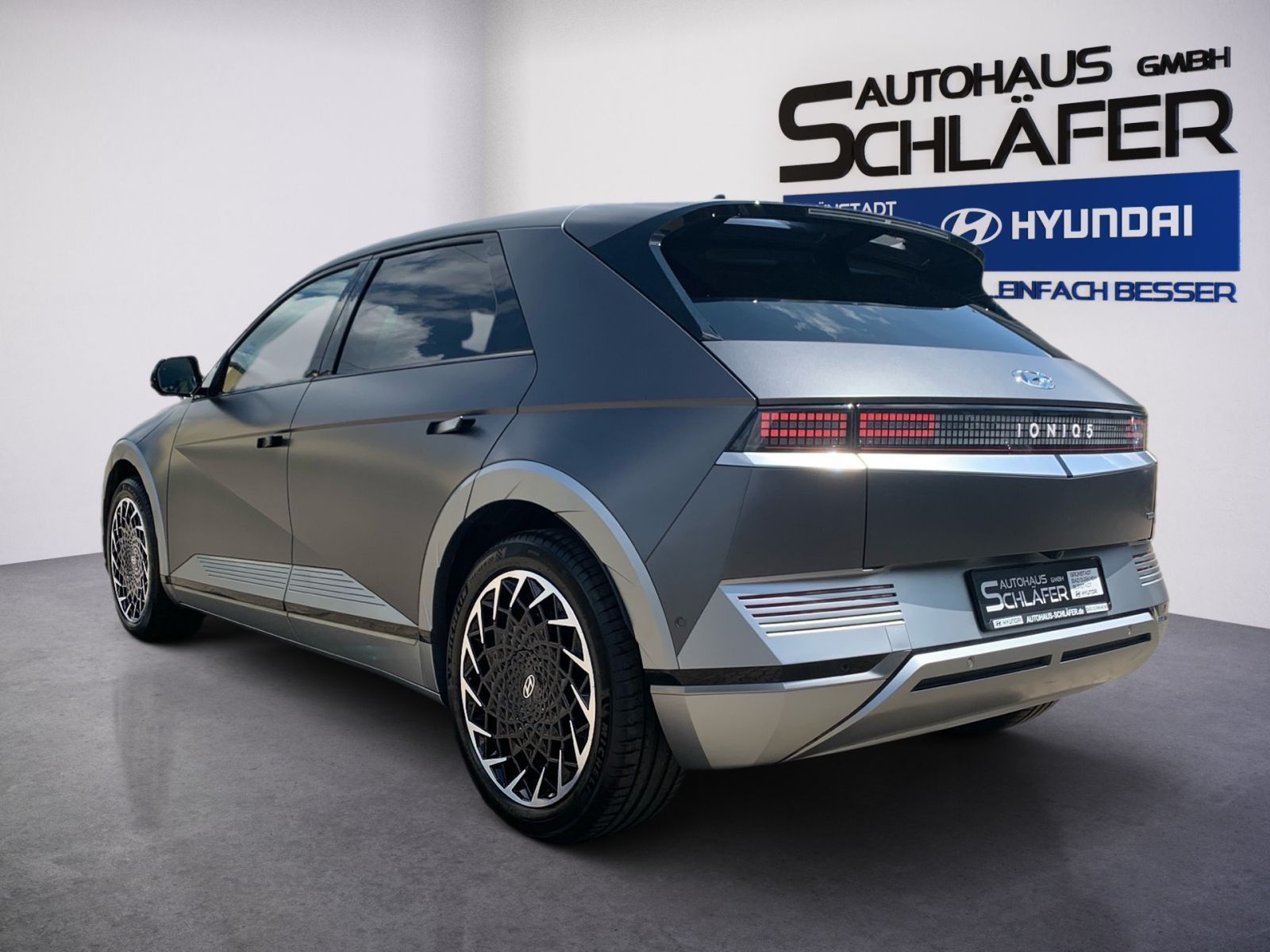 Fahrzeugabbildung Hyundai IONIQ 5 Uniq 4WD 72,6 kWh 20 Zoll Relax Paket