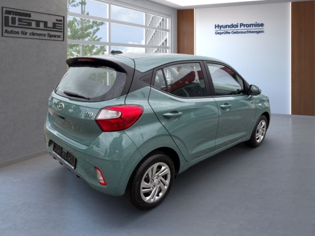 Fahrzeugabbildung Hyundai i10 Advanced 1.0 +KLIMA+SHZ+RFK+CARPLAY+TEMPOMAT