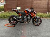 KTM 1290 Super Duke *Austin Racing* - KTM Motorräder in Köln