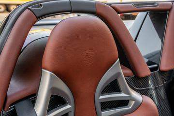 2006 Porsche CARRERA GT — миниатюра 12