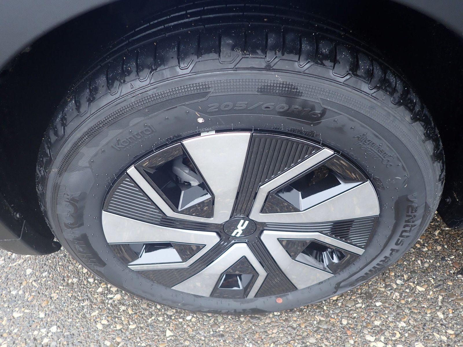 Fahrzeugabbildung Dacia Sandero Stepway Expression TCe 90