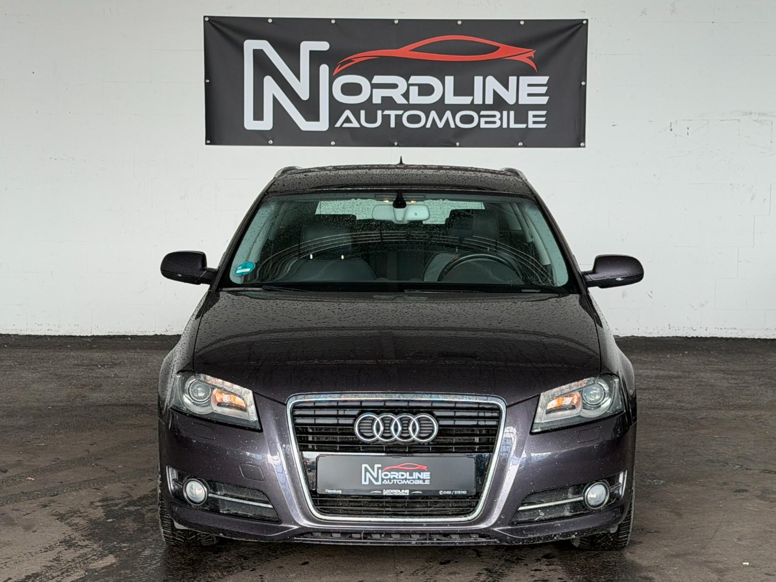 Audi A3 Sportback*Ambiente**Automatik**Leder**Xenon*