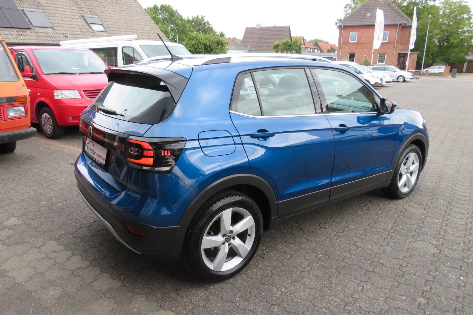 Fahrzeugabbildung Volkswagen T-Cross Highline DSG ACC NAVI AHK APP 1.HAND