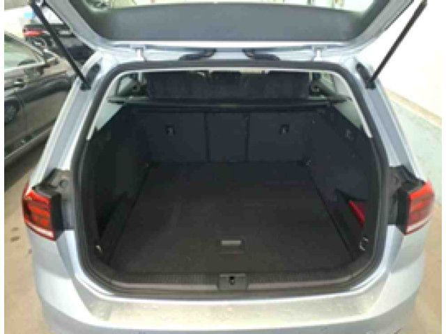 Volkswagen Passat Variant - Bild 9