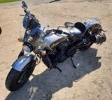 Indian Scout Sixty - INDIAN SCOUT SIXTY