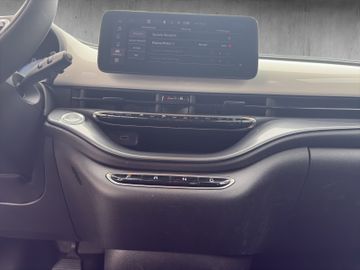Fiat 500 e Basis 42 kWh KeyLess+LM+SpurH+AUT+KlimaA