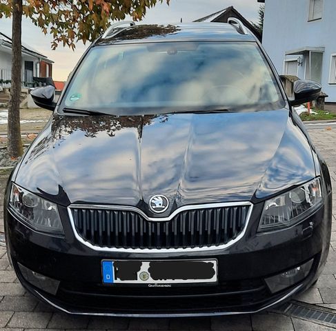 Skoda Octavia III Combi 1,8 TSI 4x4 Elegance Aut...