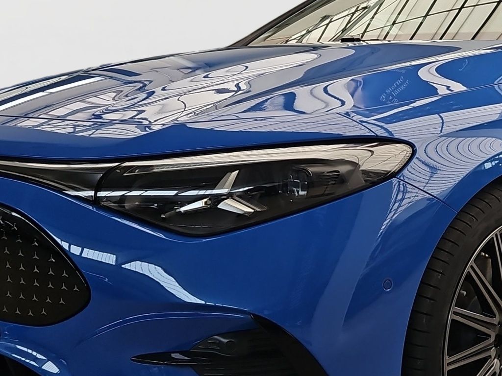 Fahrzeugabbildung Mercedes-Benz CLA 350 4MATIC mit EQ Technologie ++AMG-LINE+NIG