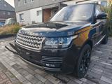 Land Rover Range Rover 3,0 TDV6 Vogue Vogue - Land Rover Range Rover mit Diesel-Antrieb: Geländewagen
