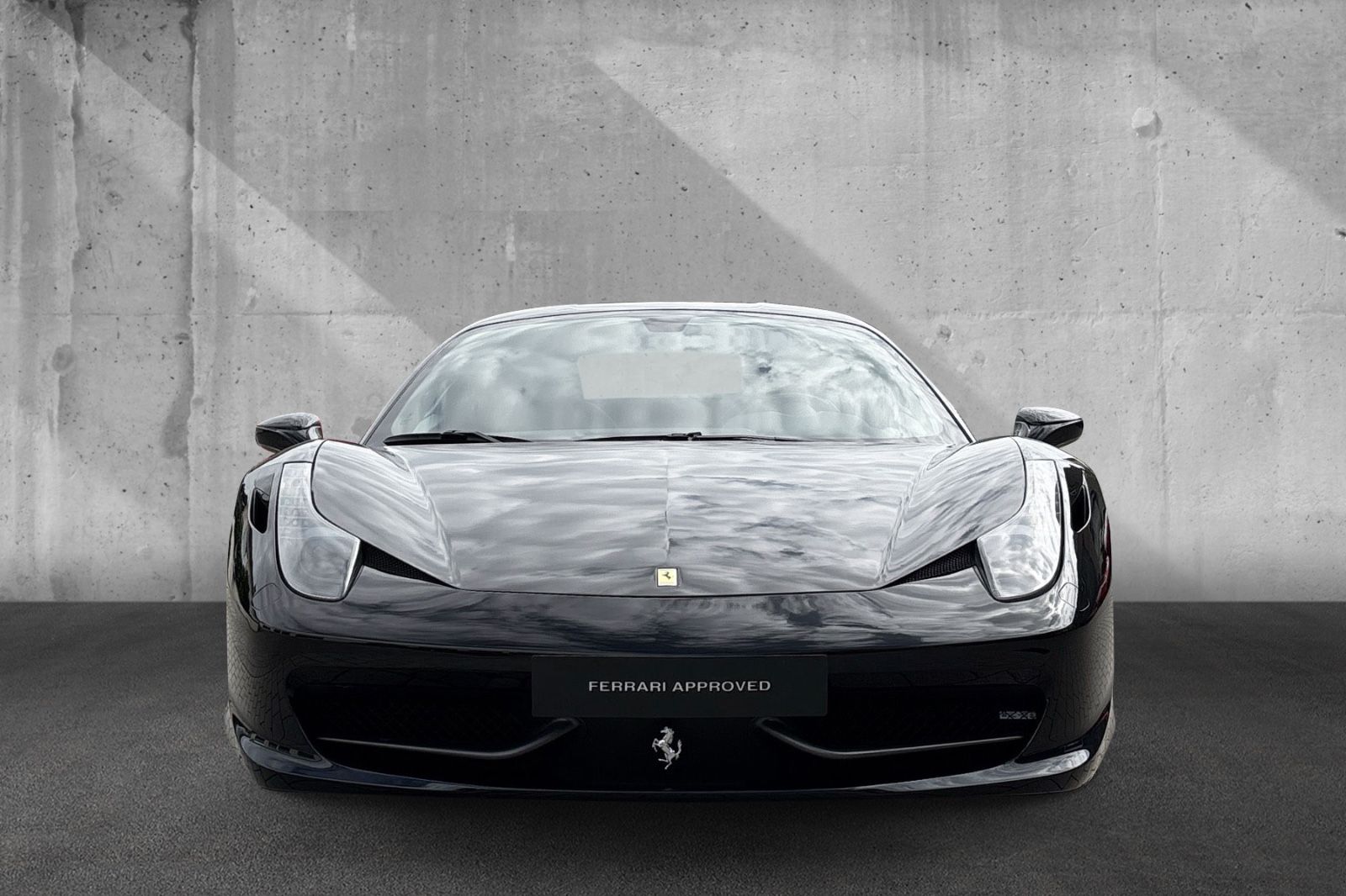 Fahrzeugabbildung Ferrari 458 Italia*LED*Carbon*iPod*TOP