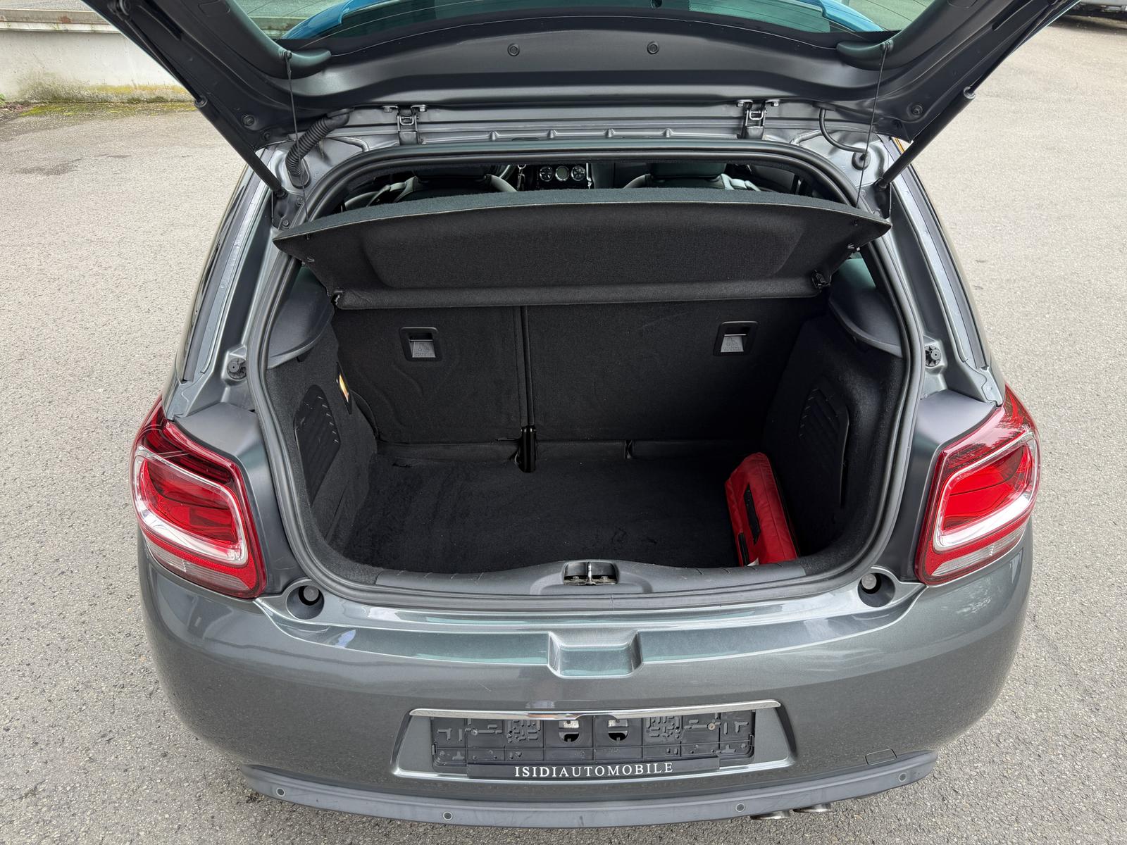 DS Automobiles 3 Sport Chic THP 165 LED Navi Rü-Kamera Tempomat
