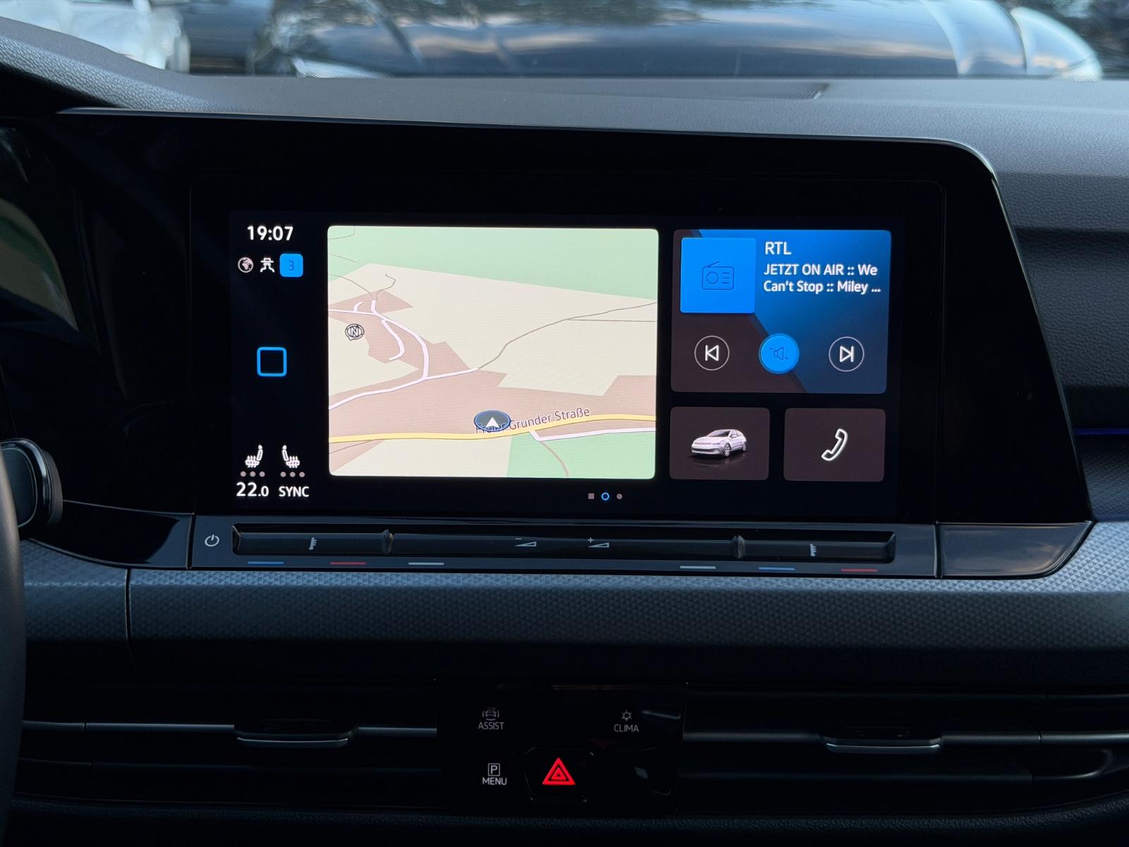 Volkswagen Golf VIII Lim. Active/LED/NAVI/Alu/Top Zustand., миниатюра 22