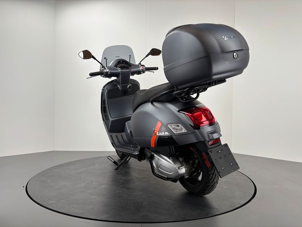 Fahrzeugabbildung Vespa GTS 300 SUPERSPORT *TOPCASE *TOP-ZUSTAND
