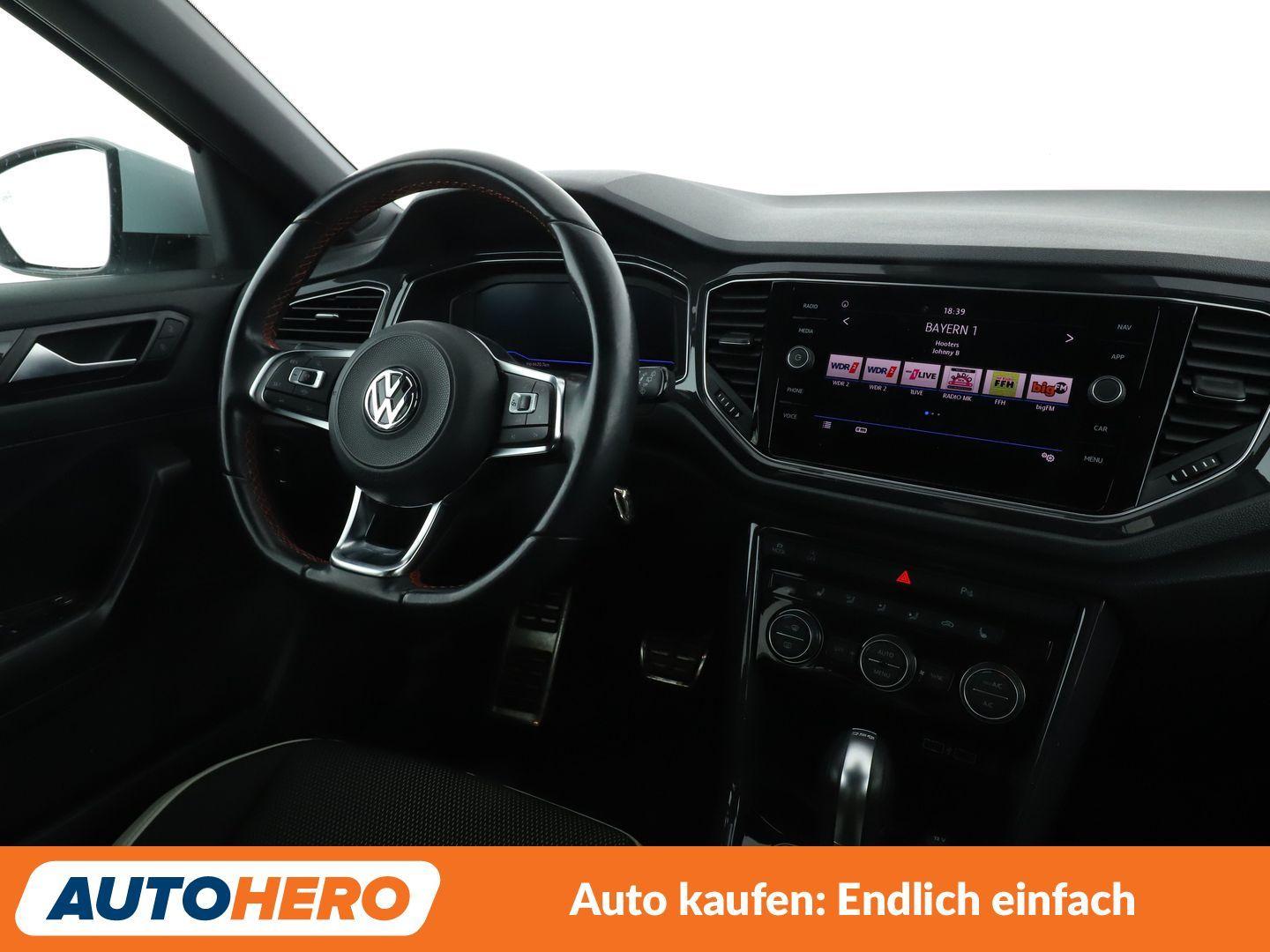Volkswagen T-Roc 1.5 TSI ACT Sport Aut.*NAVI*CAM*ACC*
