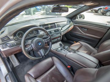 BMW 520 - 12