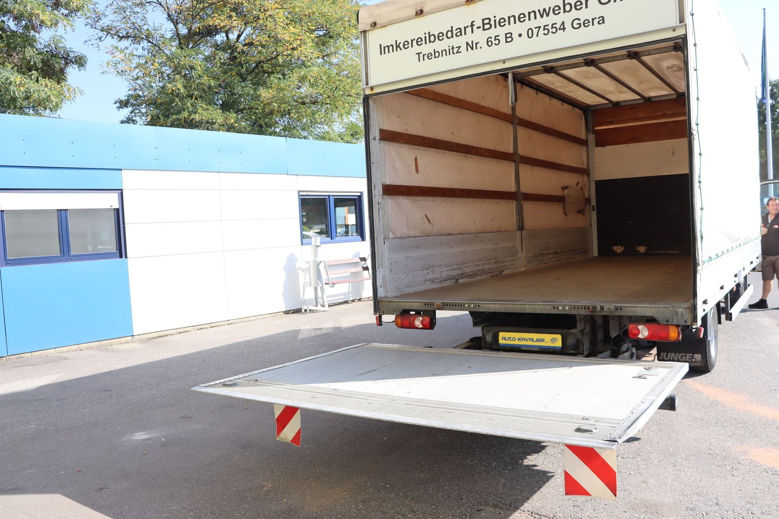 Fahrzeugabbildung Mitsubishi Fuso Canter Duohic 7L15 Plane Ladebordwand