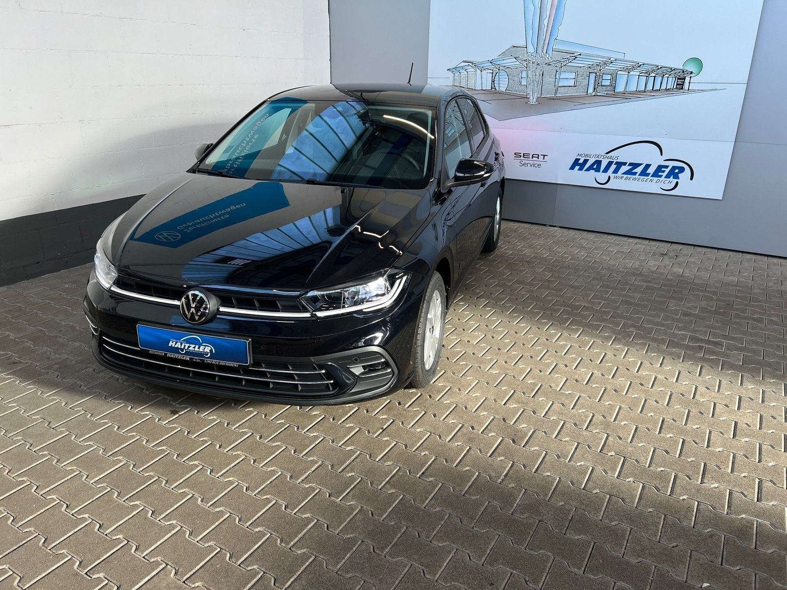 Fahrzeugabbildung Volkswagen Polo Style 1,0 TSI + IQ.Drive +Navigation+Kamera