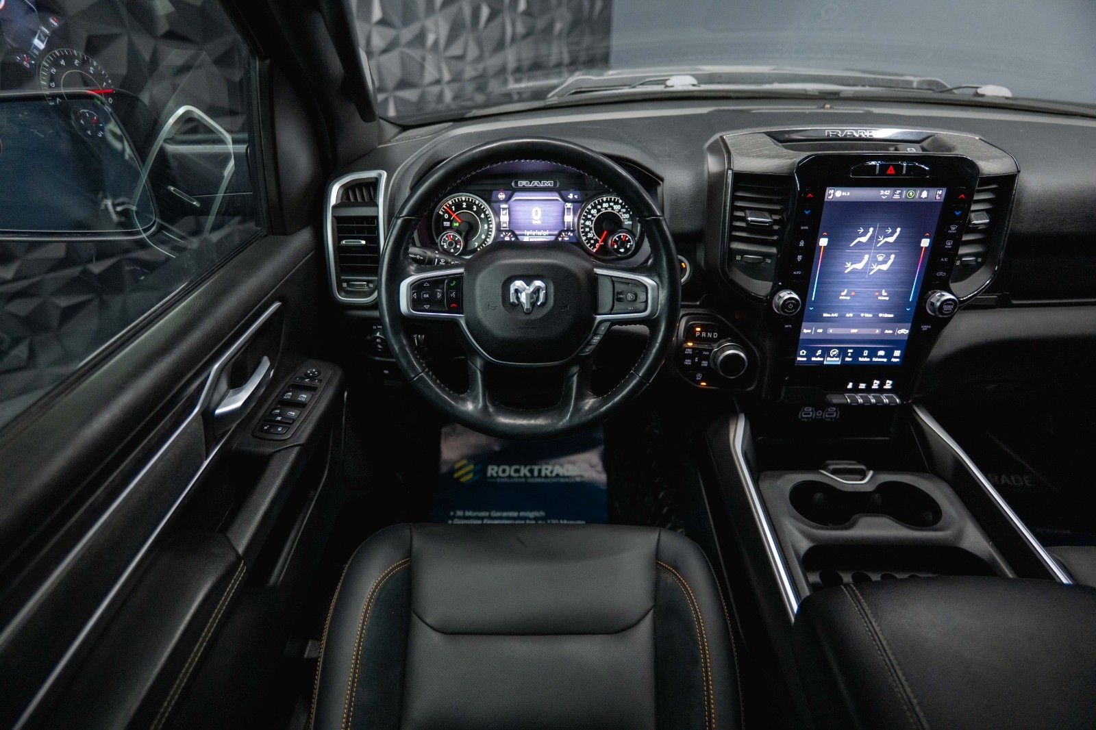 Fahrzeugabbildung Dodge RAM 5.7 V8 HEMI 4x4 OFFROAD Night Limited 19%