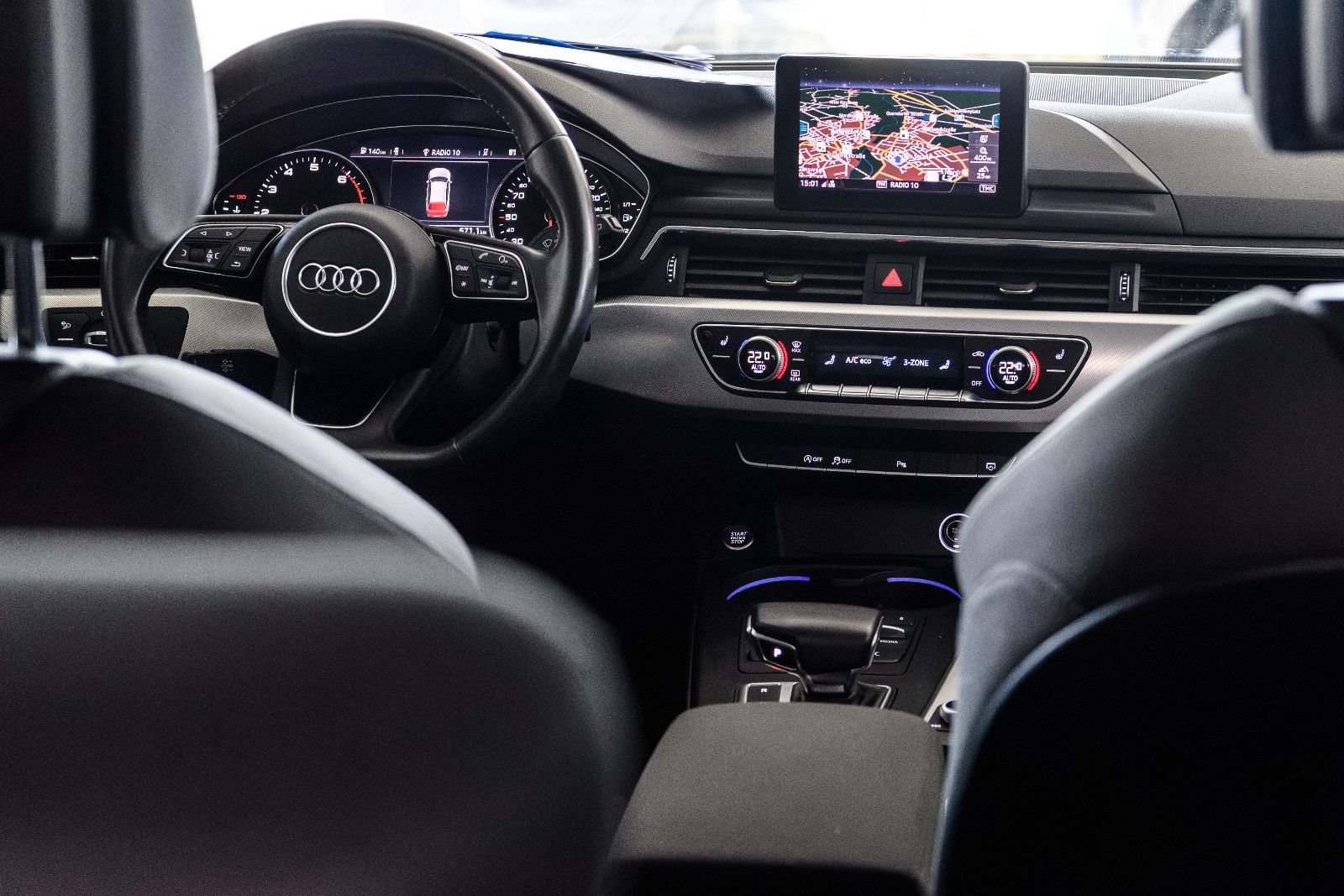 Fahrzeugabbildung Audi A4 Avant sport +LED +MICHELIN