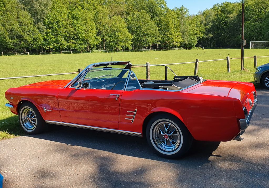 Ford Mustang