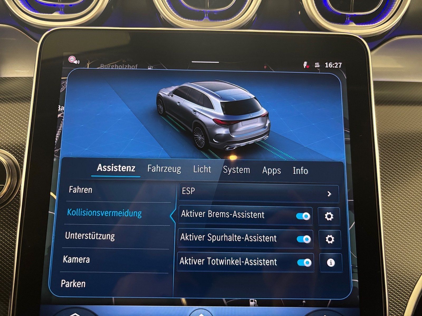 Fahrzeugabbildung Mercedes-Benz GLC 300 d 4M AMG*Airmatic*AHK*HUD*Pano*20"*Distr