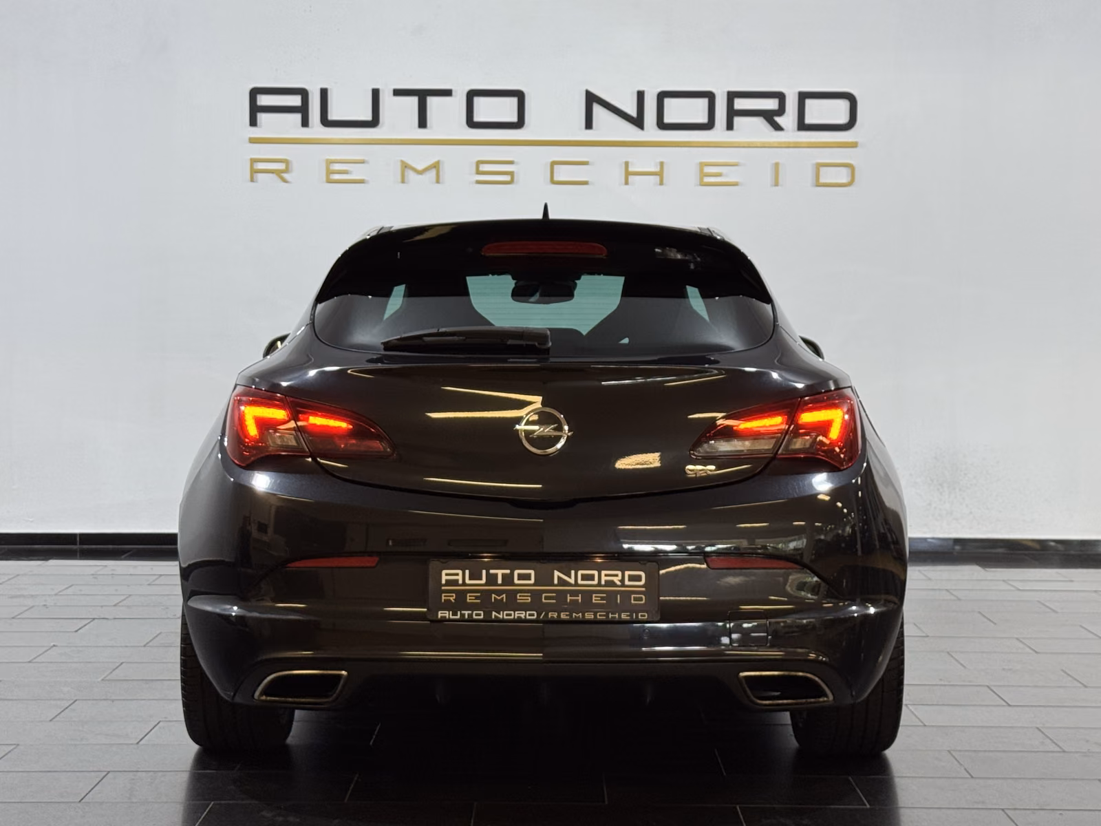 Opel Astra OPC *Schale*Navi*Sitzhzg*Bi-Xenon*