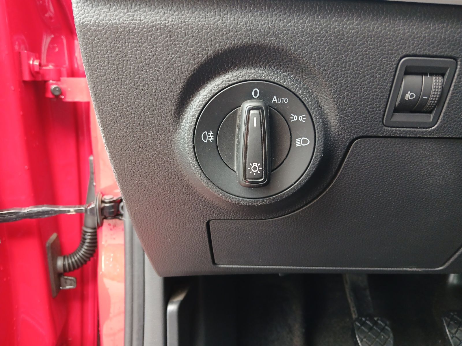 Fahrzeugabbildung SEAT Arona TSI Style LED Climatronic GRA SH LM