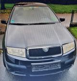 Skoda Fabia y6 schwarz gebraucht - Skoda Fabia 6Y mit Benzin-Antrieb
