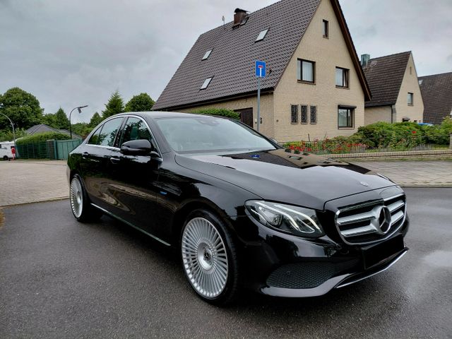 MERCEDES-BENZ E 350 e Avantgarde* 20"LM*LEDER*360°-Kamera*ACC