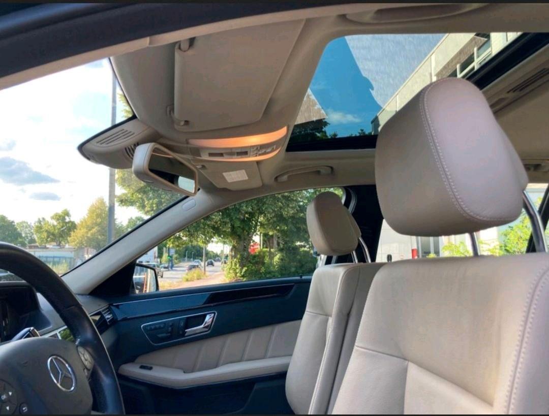 Mercedes-Benz E300 2010 — photo 7