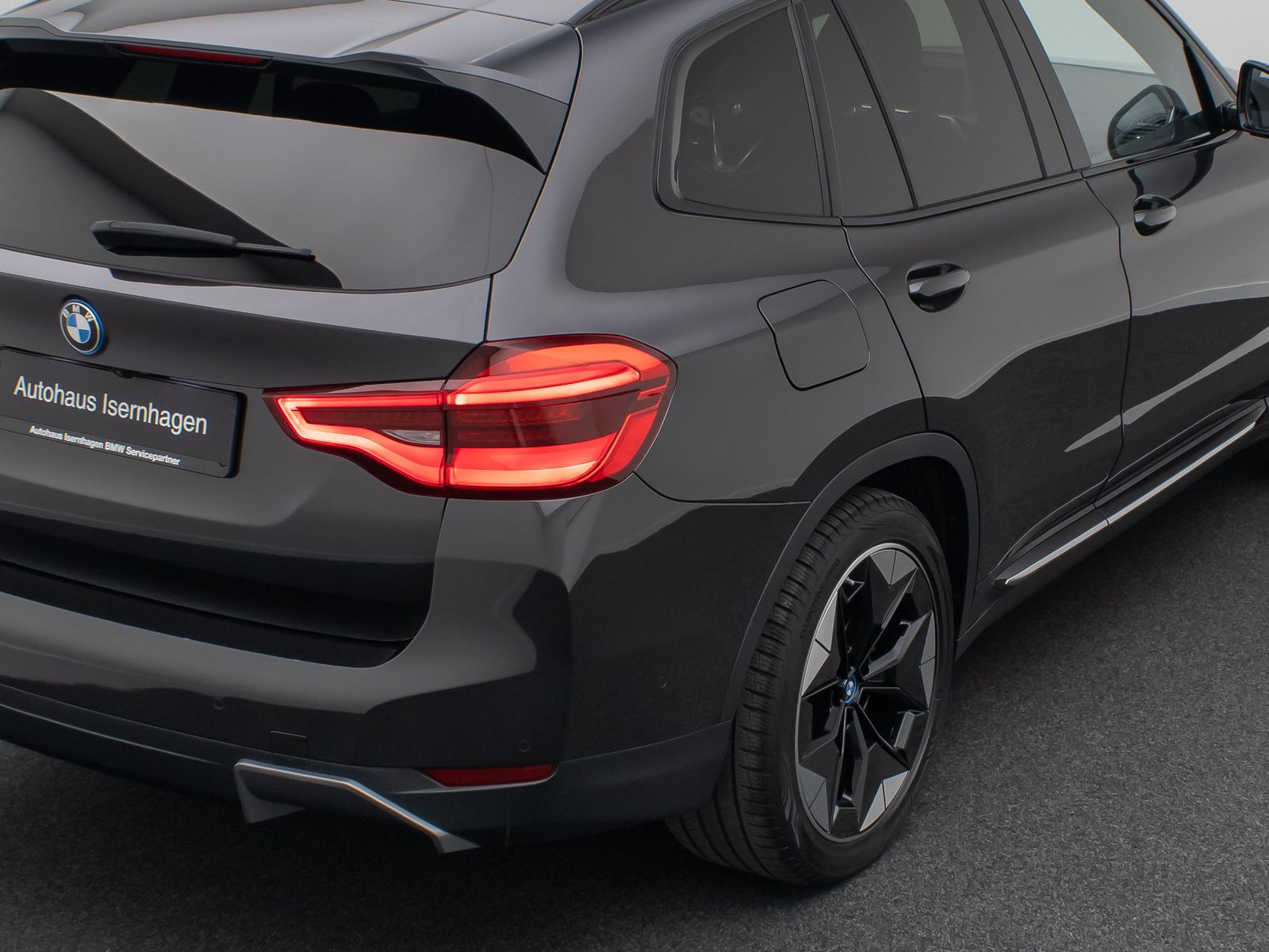 Fahrzeugabbildung BMW iX3 Impressive 360°Panorama HUD DAB H/K Sport